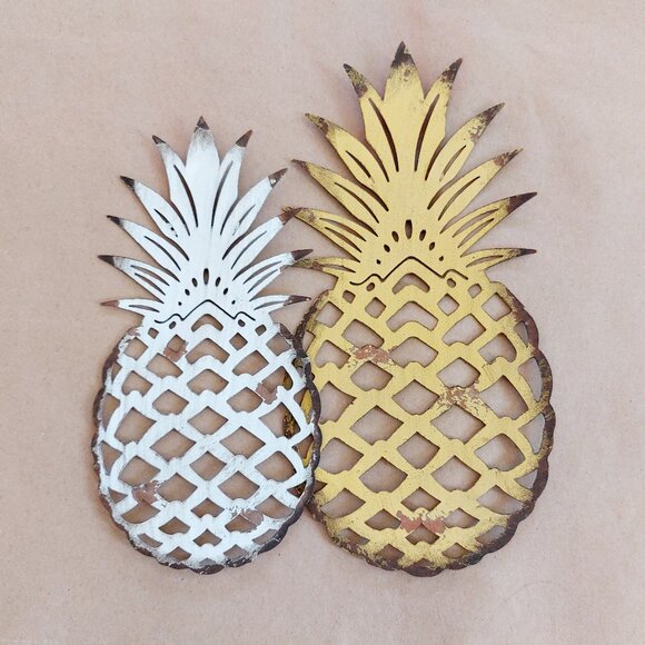 Yellow Pineapple Metal Painted Wall Hanging Art Decor - Set of 2 - Picture 1 of 11